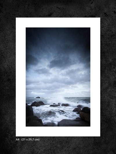 Fotokonst från PWMFoto visar Storm – stormigt hav / Photo Art by PWMFoto shows Storm – stormy ocean